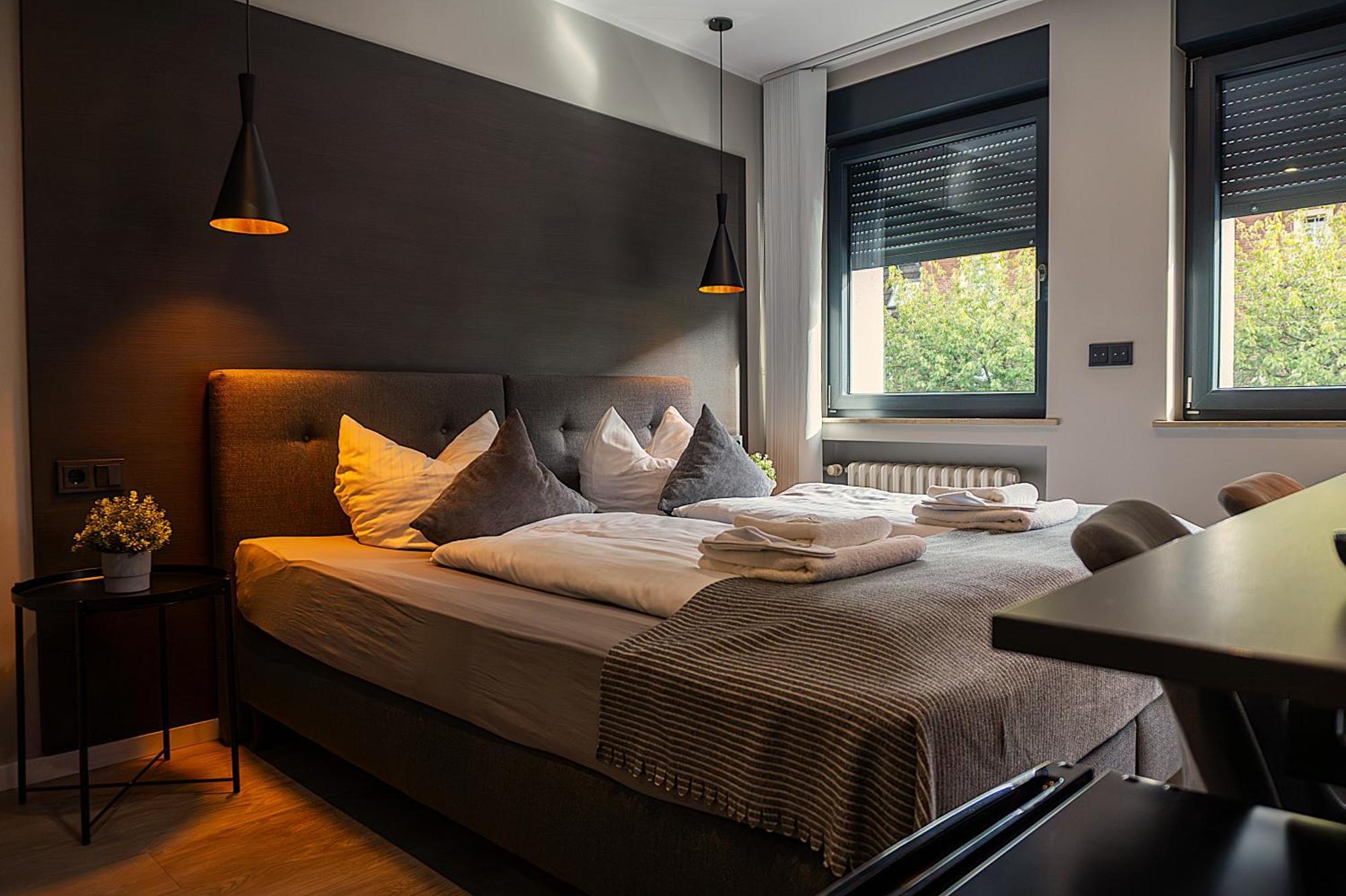 Liro Hotel โมเออร์ส ภายนอก รูปภาพ